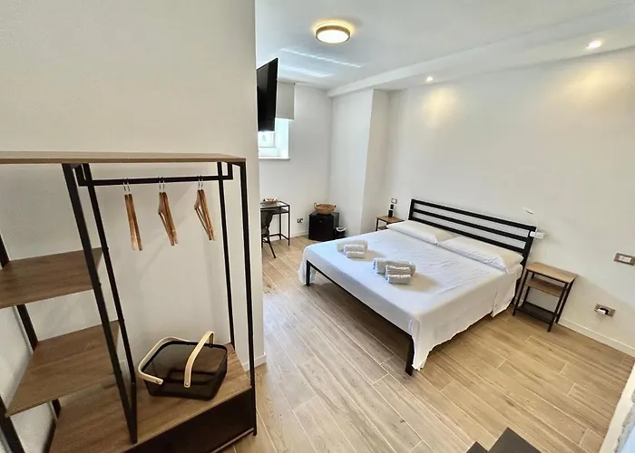 Nocleg ze śniadaniem Sul Mare - Un Letto Ideale 3*